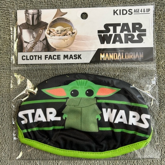 New! Disney Cloth Face Masks Lot of 6 - Picture 7 of 9